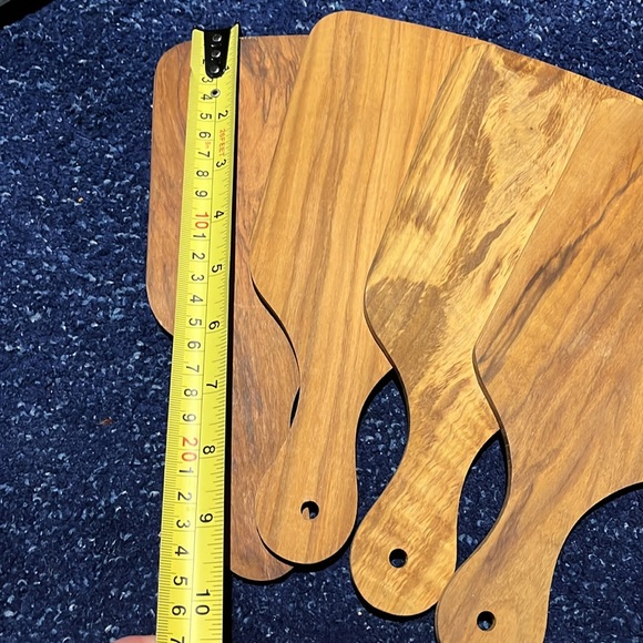 NWOT 4 Olive wood cheese boards - Picture 3 of 5